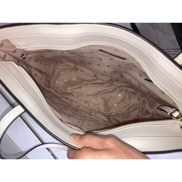 KATE SPADE LRAGE WHITE SAFFINAO LEATHER SHOULDER BAG - Picture 11 of 16